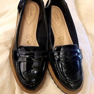 Clarks Patent Leather Loafer 7.5